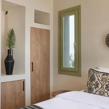 Aeon - Adults Only Bed & Breakfast Pýrgos