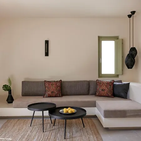 Aeon - Adults Only Bed & Breakfast Pýrgos